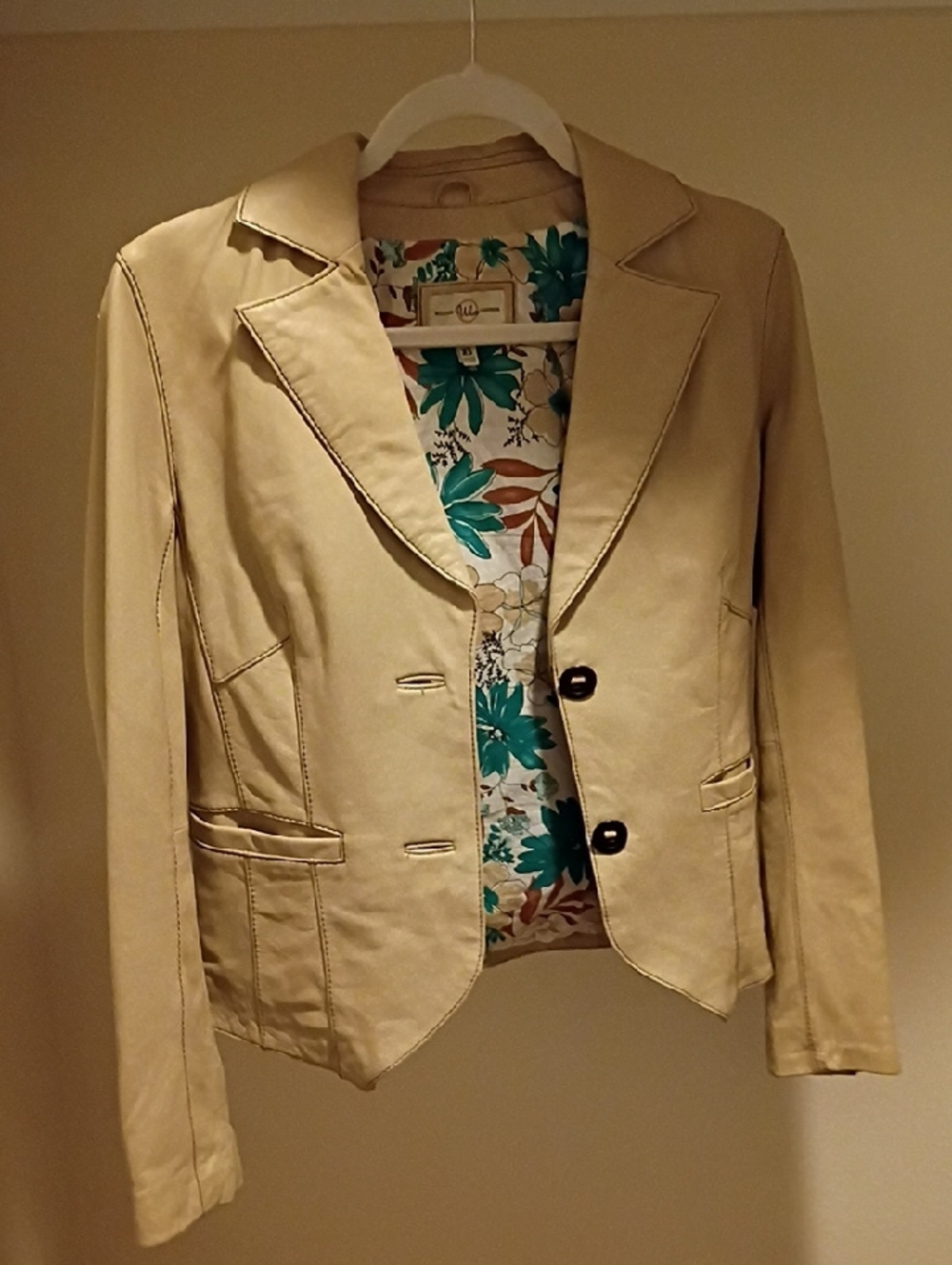 Wilsons Leather Cream Blazer with Floral Lining | Size XS